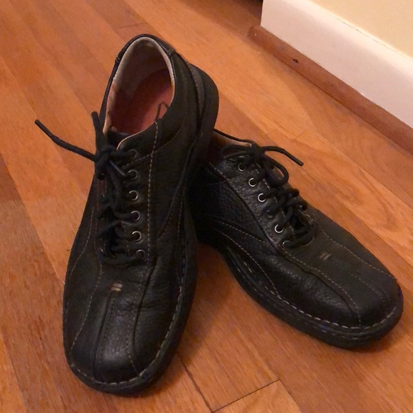Clarks Other - 🎉HP🎉Clark’s Men’s Black leather Lace-up Oxfords